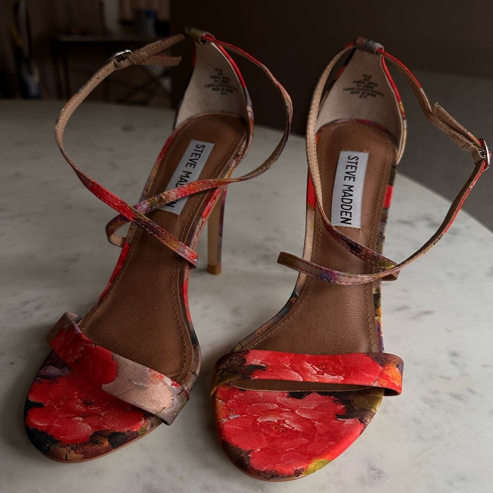 Steve Madden Women's Floral Heels - Red and Brown